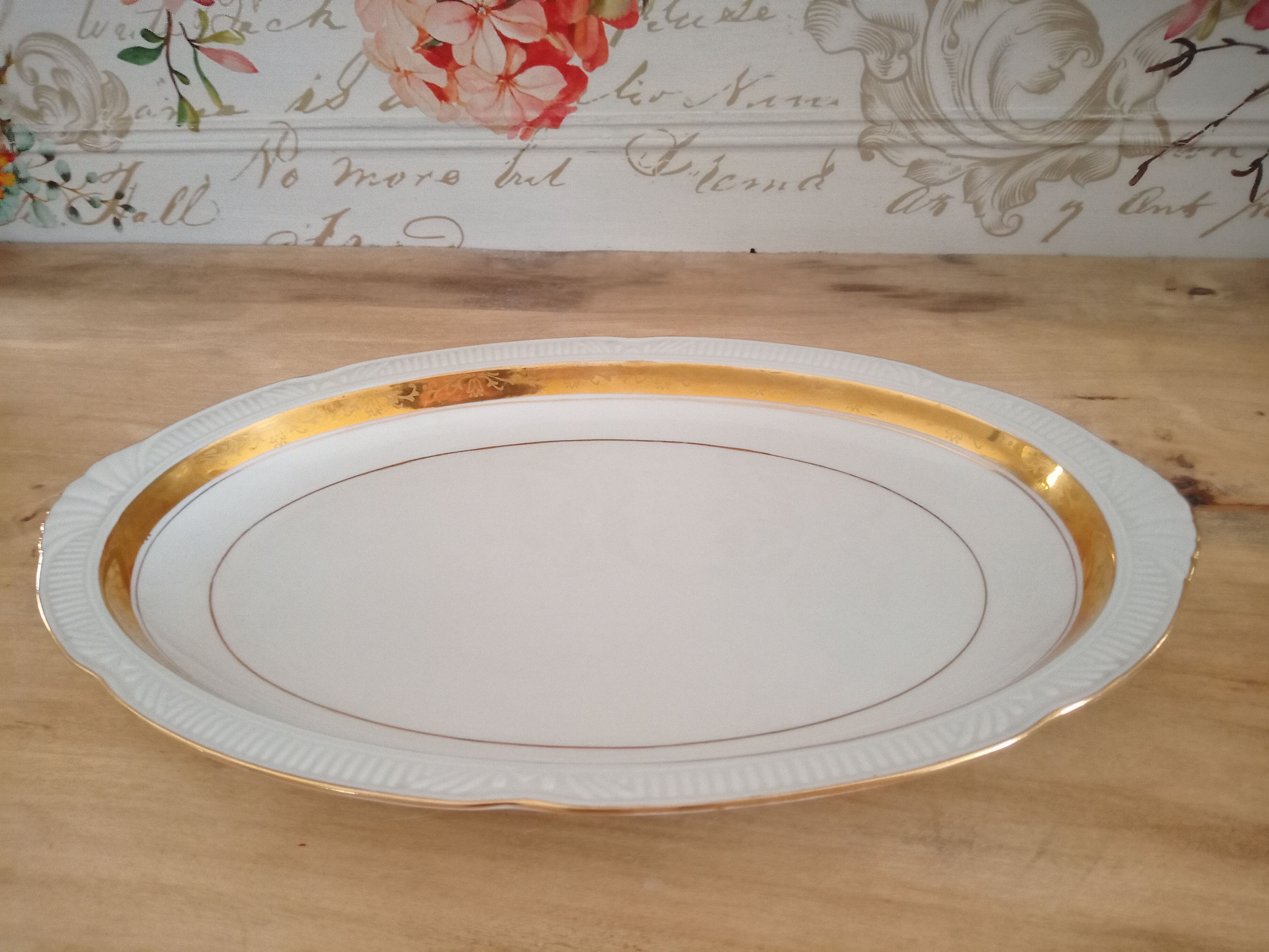 Oval porcelain dish Bavaria beige golden led