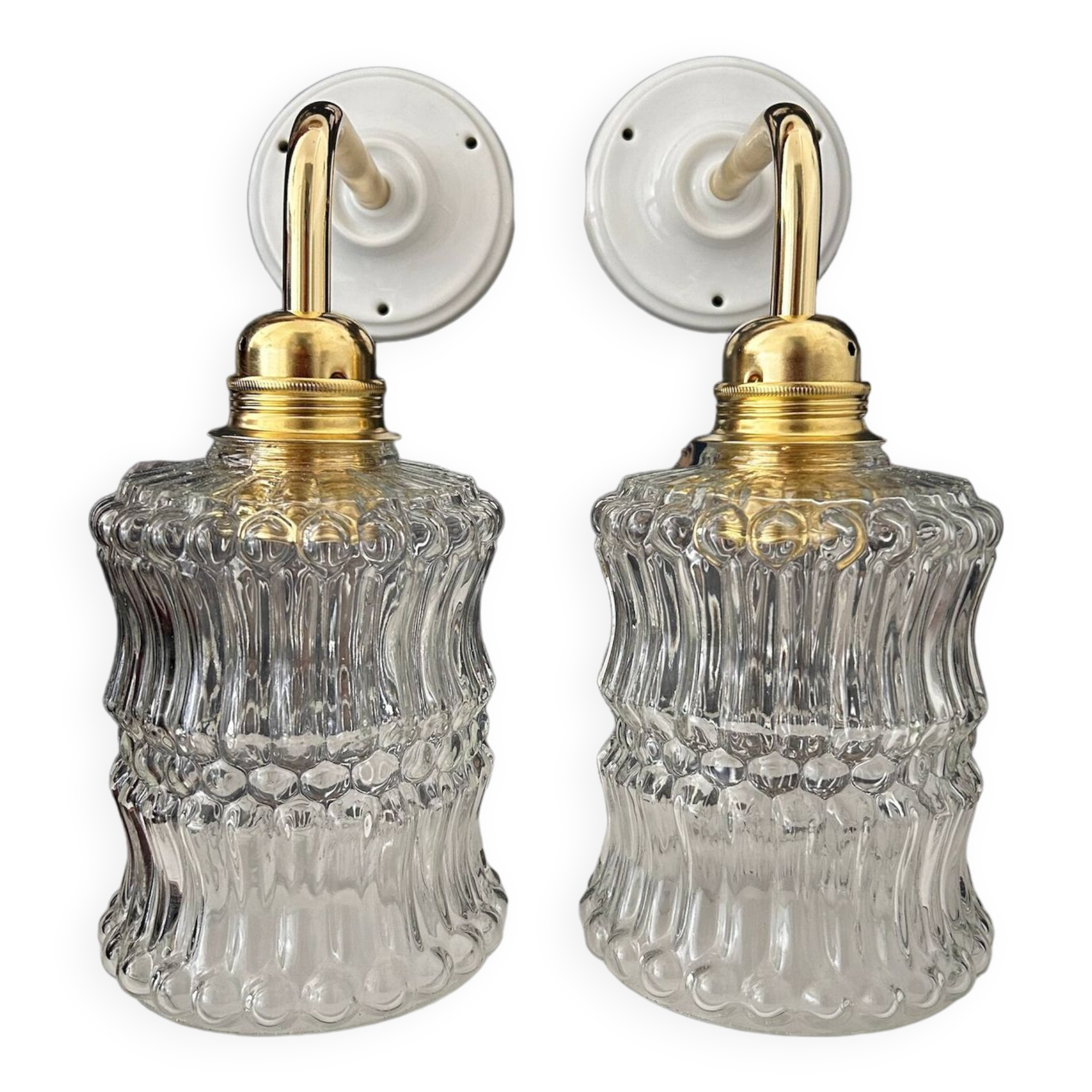Paire d’appliques murales vintage en verre ciselé