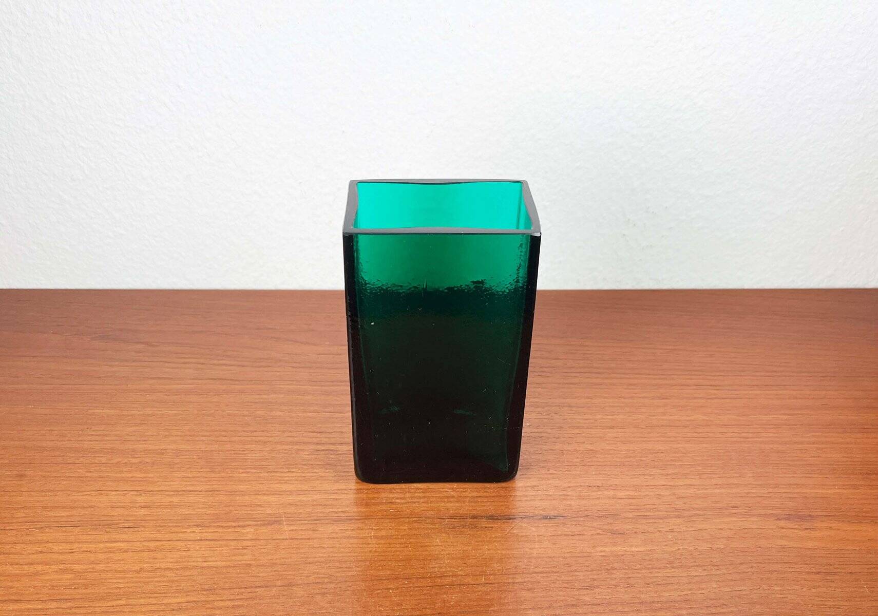 Minimalist mid-century glass block vase by Finncristall, Finland, 1960s.
