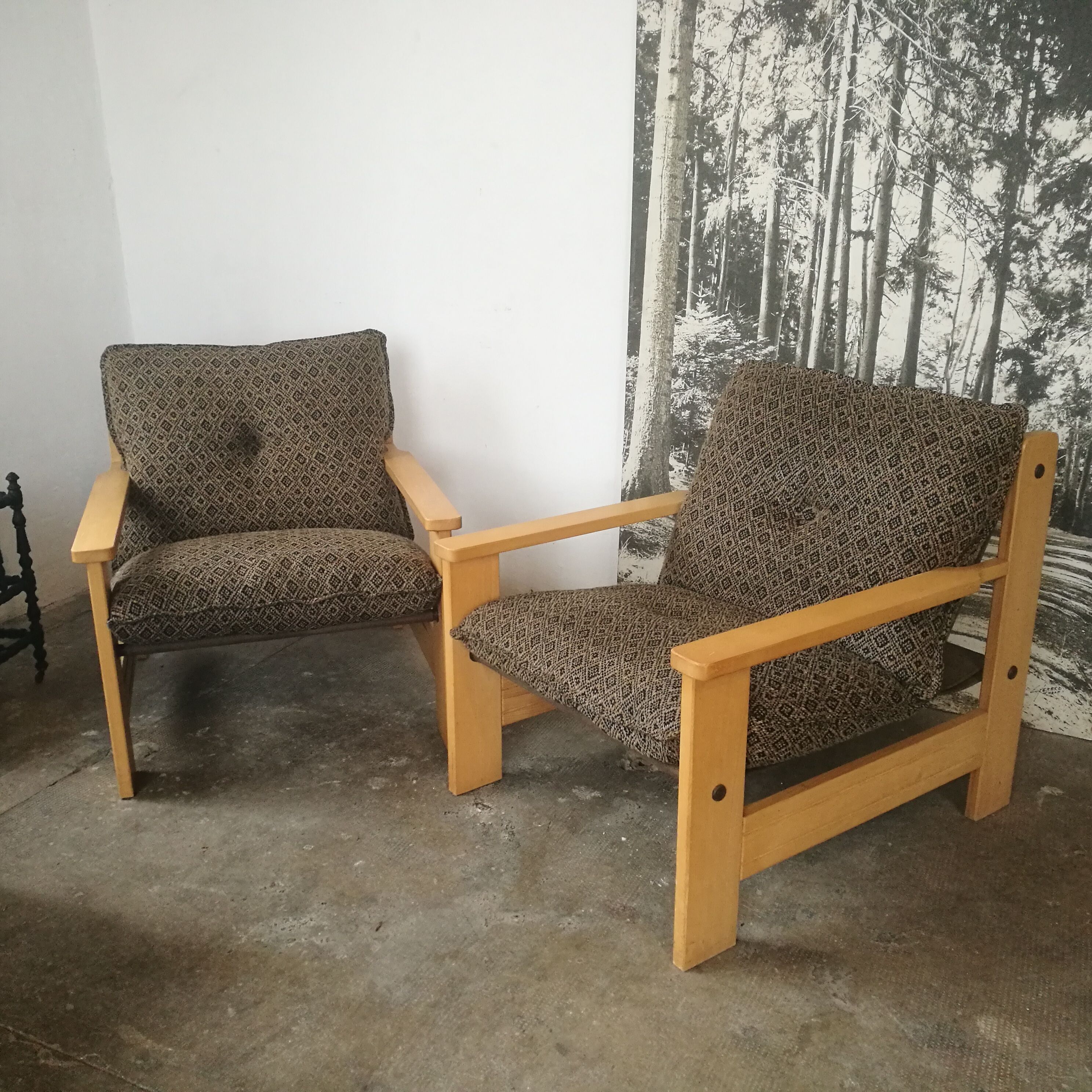 Paire de fauteuils vintage en bois