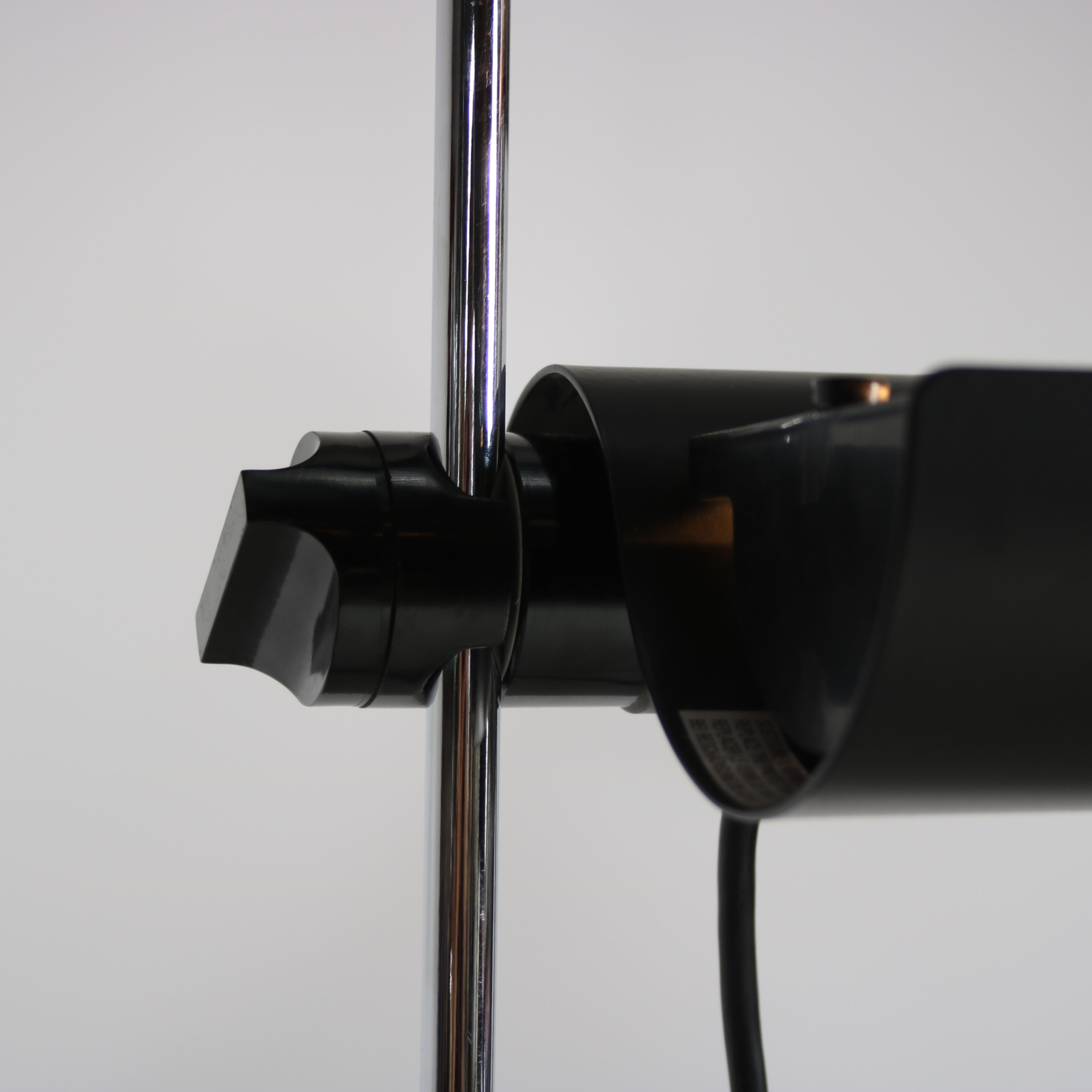 1980s Vico Magistretti floor lamp for Oluce, Italy