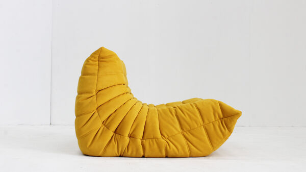 Fauteuil 1 place Togo Michel Ducaroy Alcantara Ligne Roset