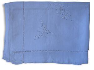 Drap plat ancien, brodé