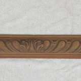 Fronton en bois ancien