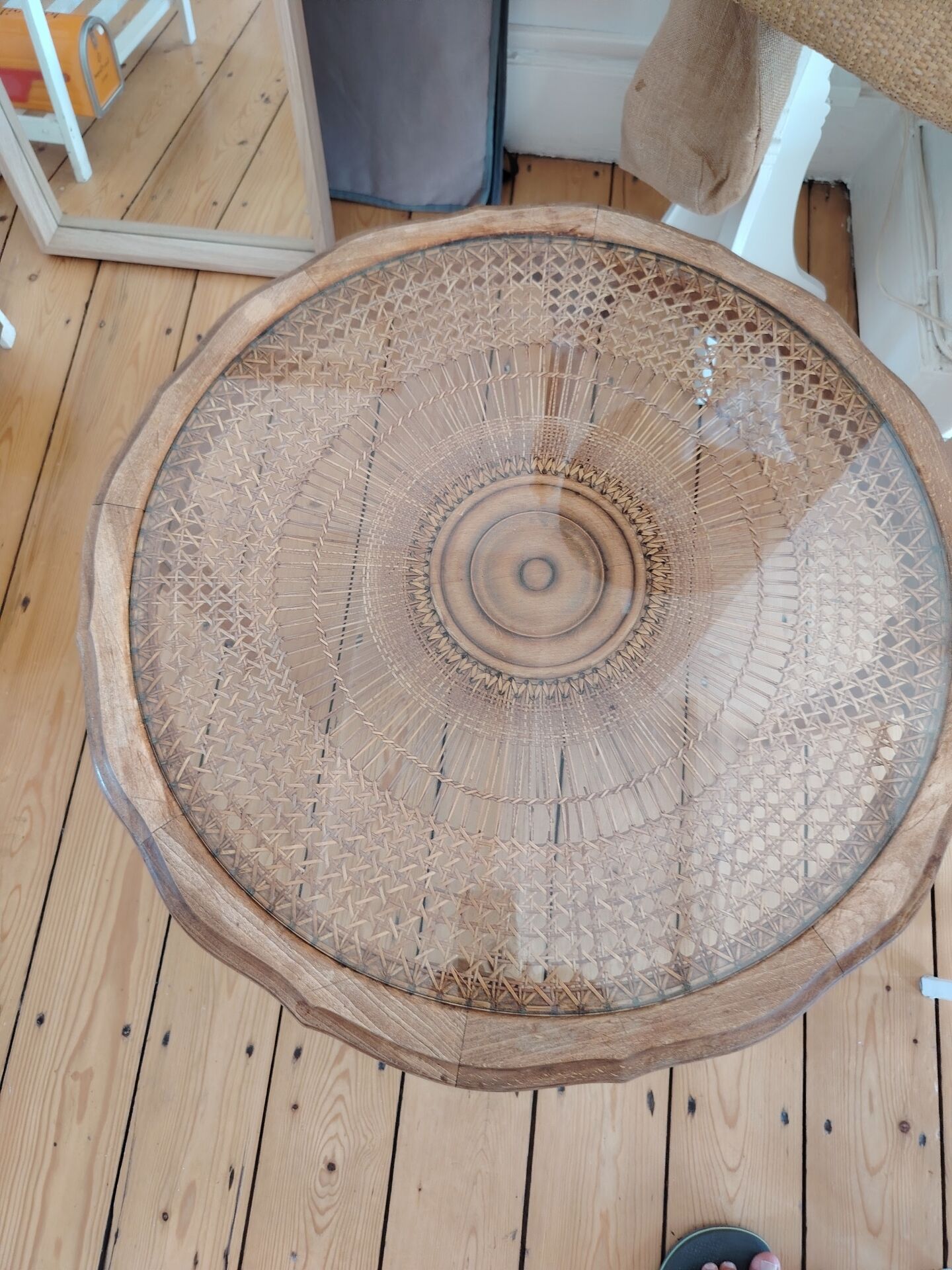 Vintage coffee table from the 1960s – Rattan top with a sunburst pattern