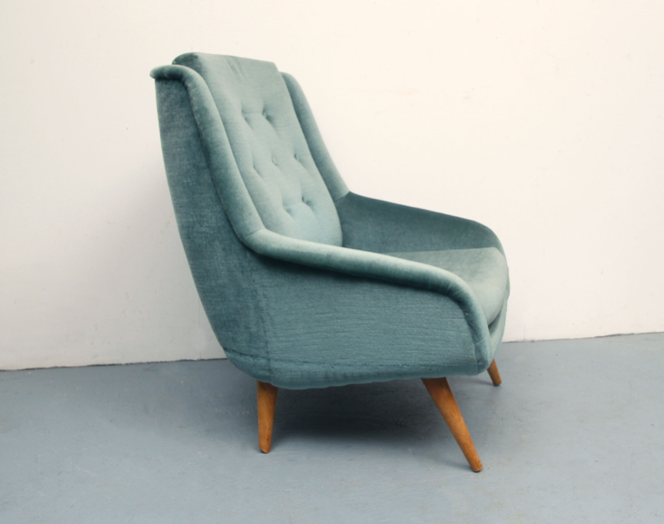 1950s clubchair in blue velour