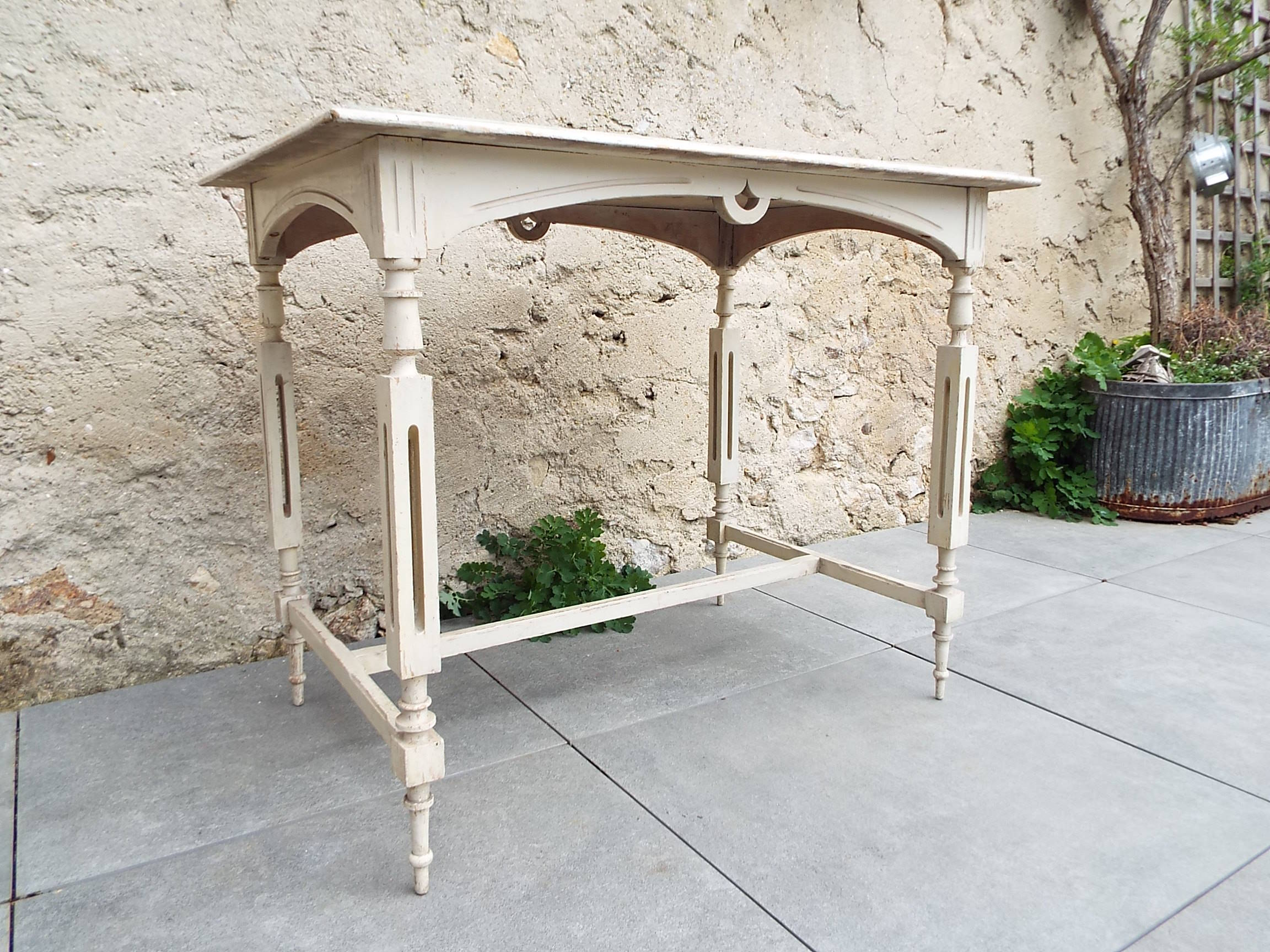 Art Deco table