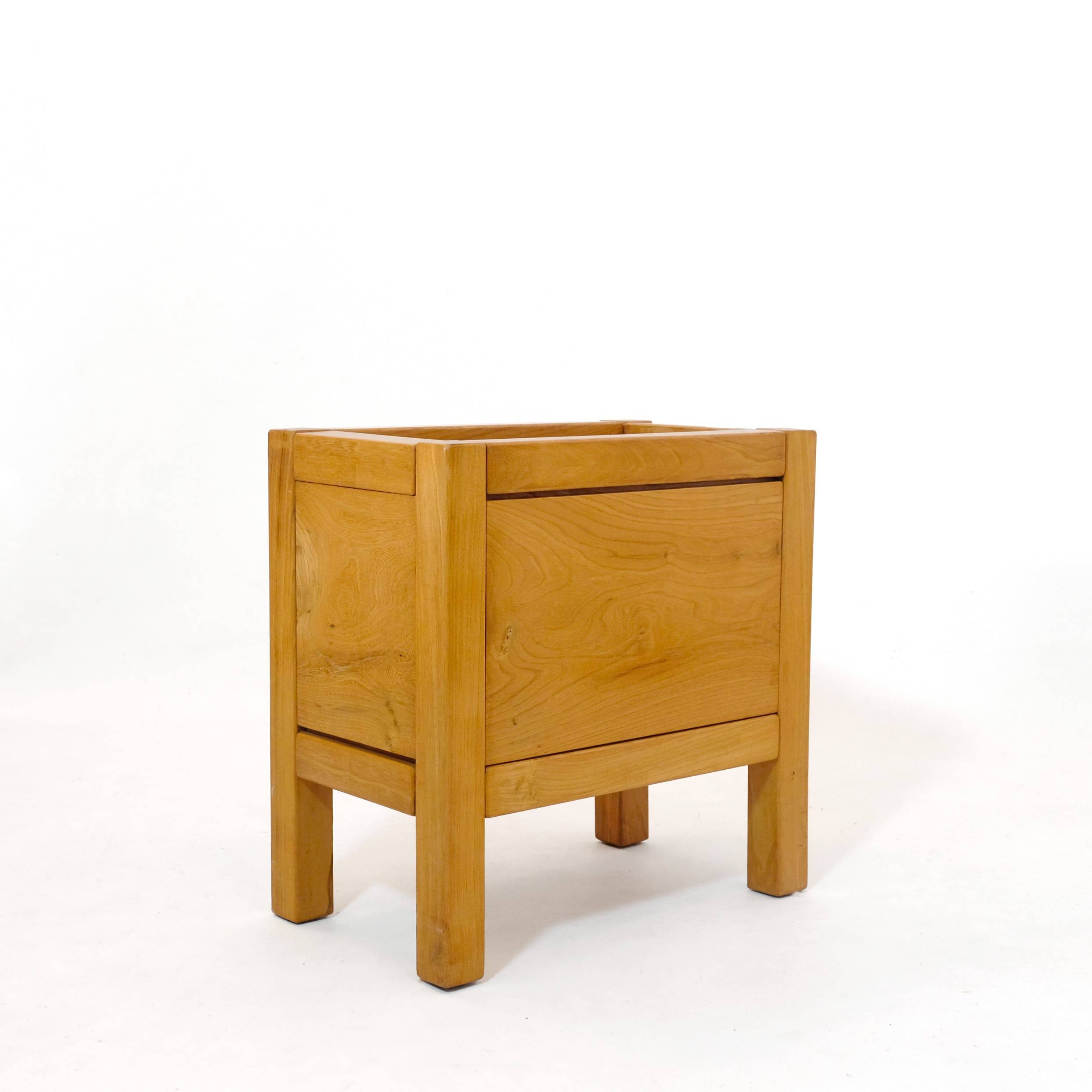 Solid wood planter from the 1970s-1980s.