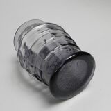 Art Deco vase with twisted vertical bands, Doyen style, 1930s.