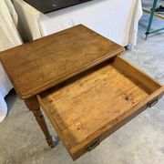 Table bureau