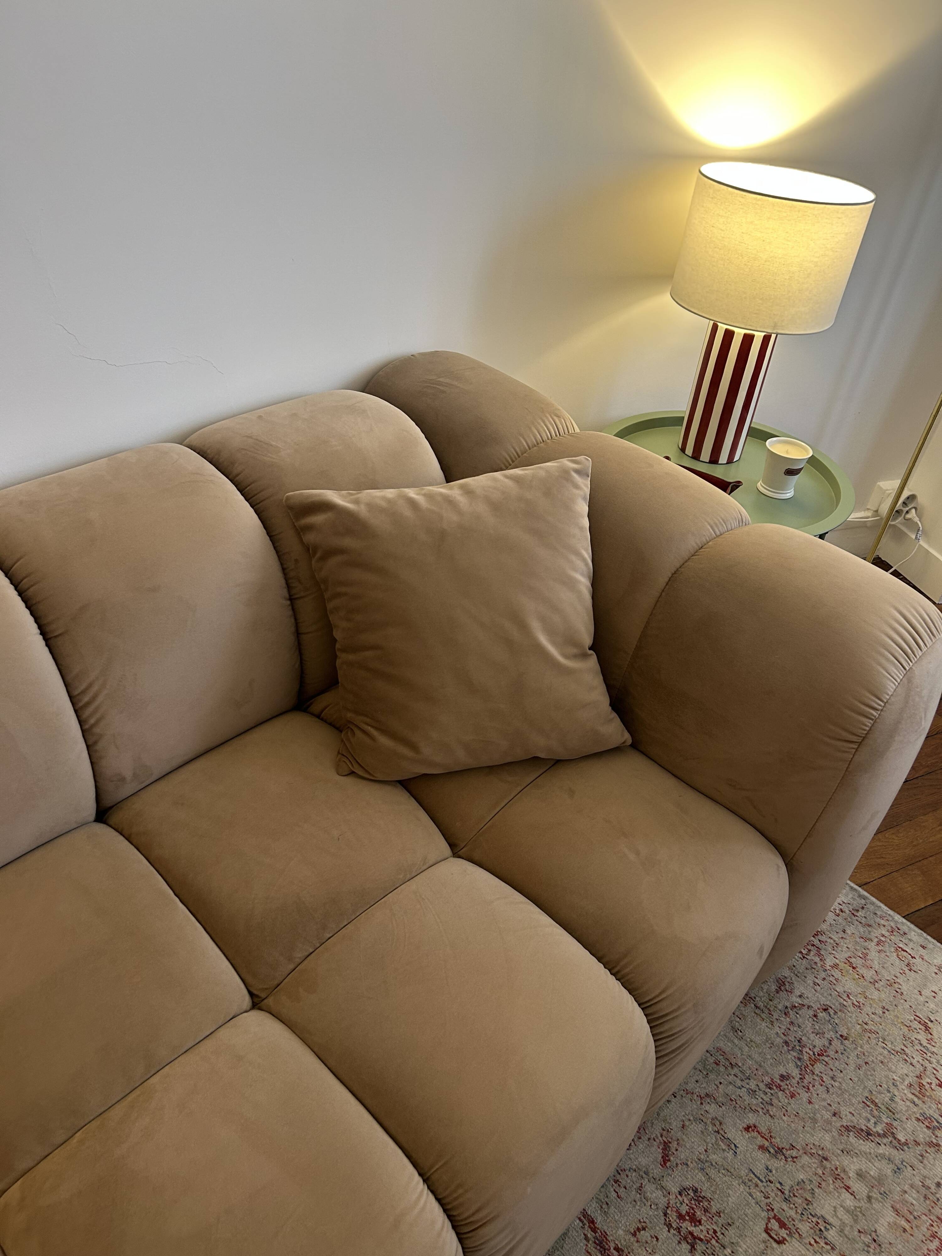 Canapé Windsor & Co en velours taupe/beige - excellent état