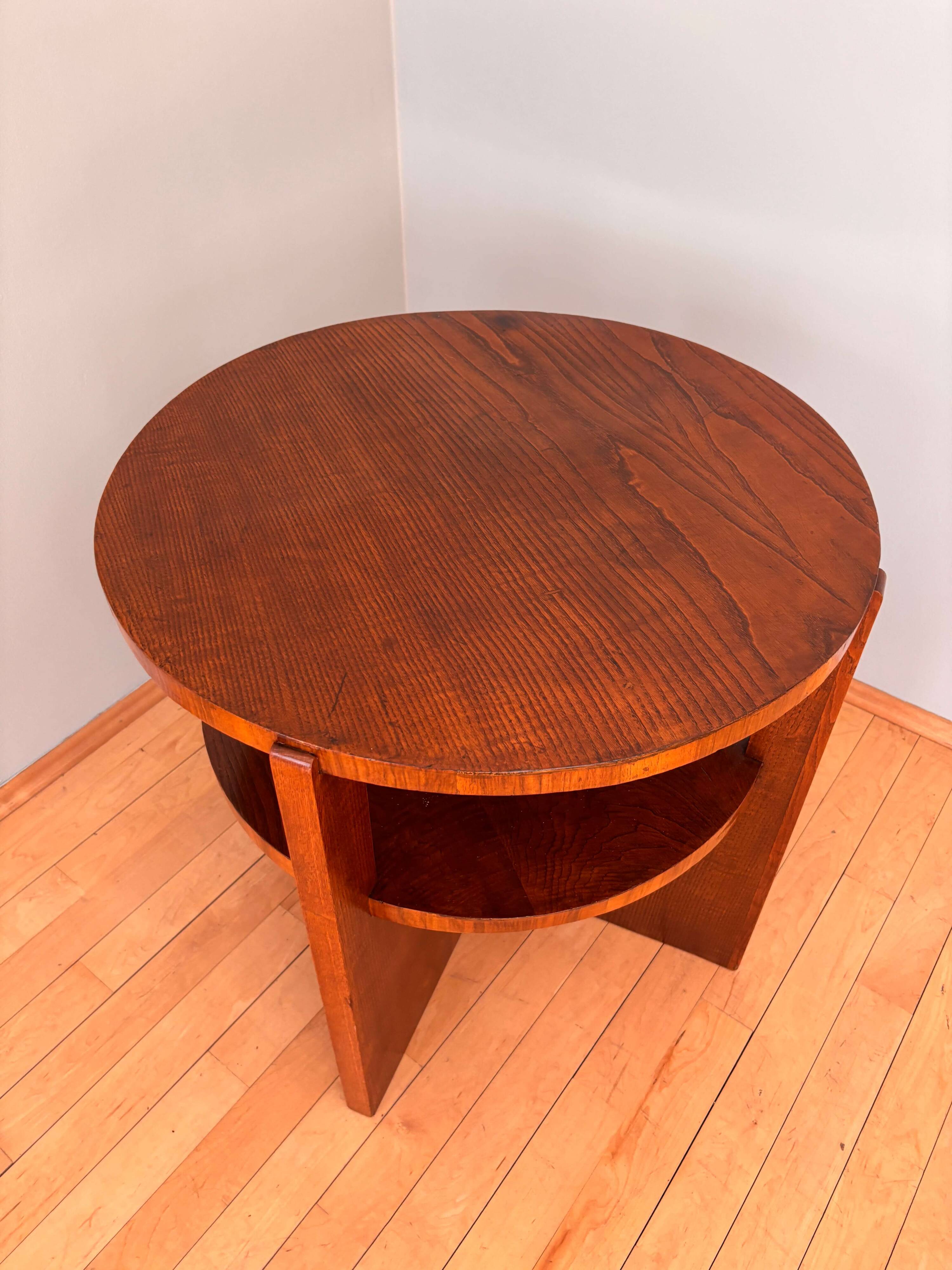 Table basse moderniste