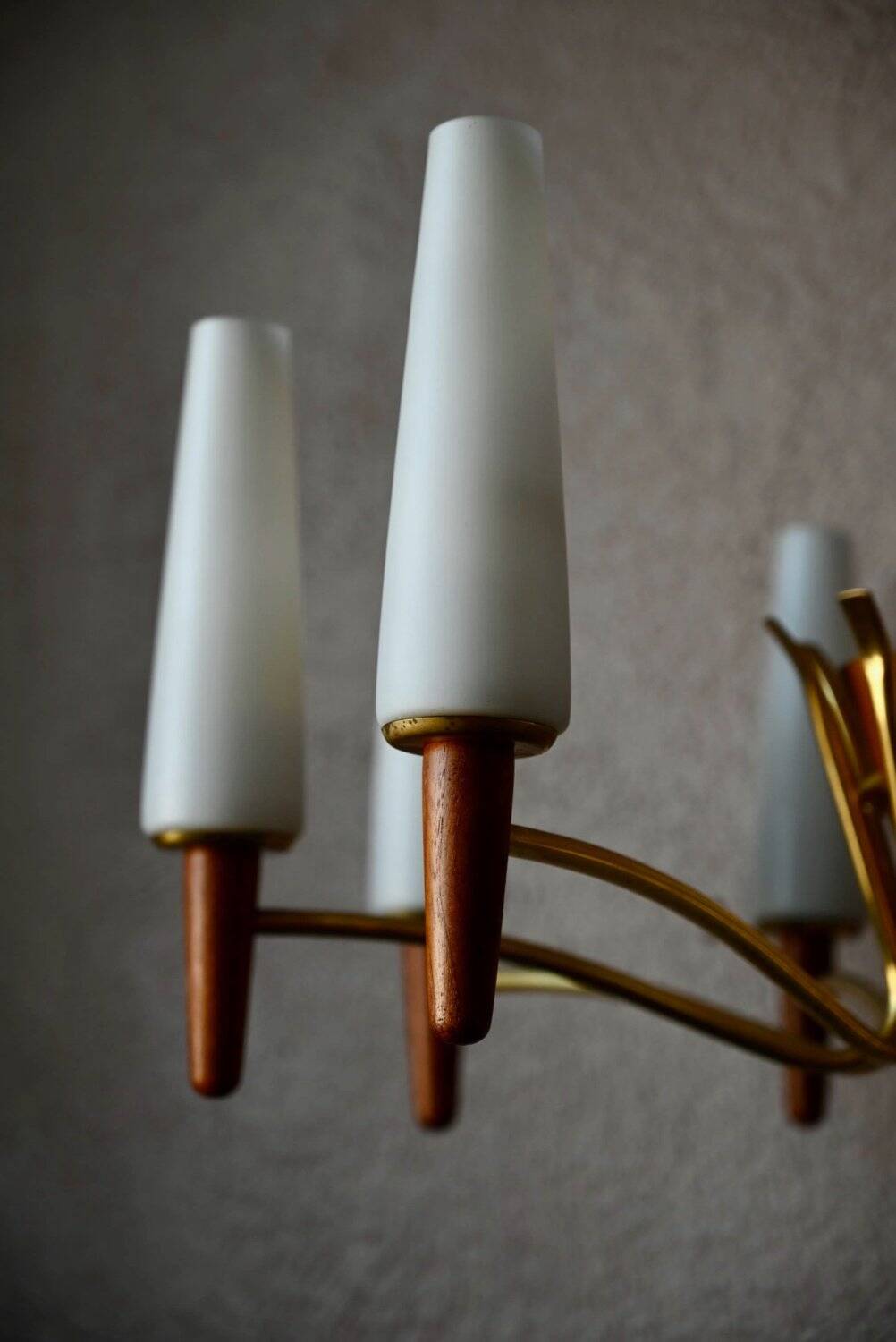 Scandinavian mid-century chandelier, teak, brass, opaline glass, 8 arms, 1950-1960.