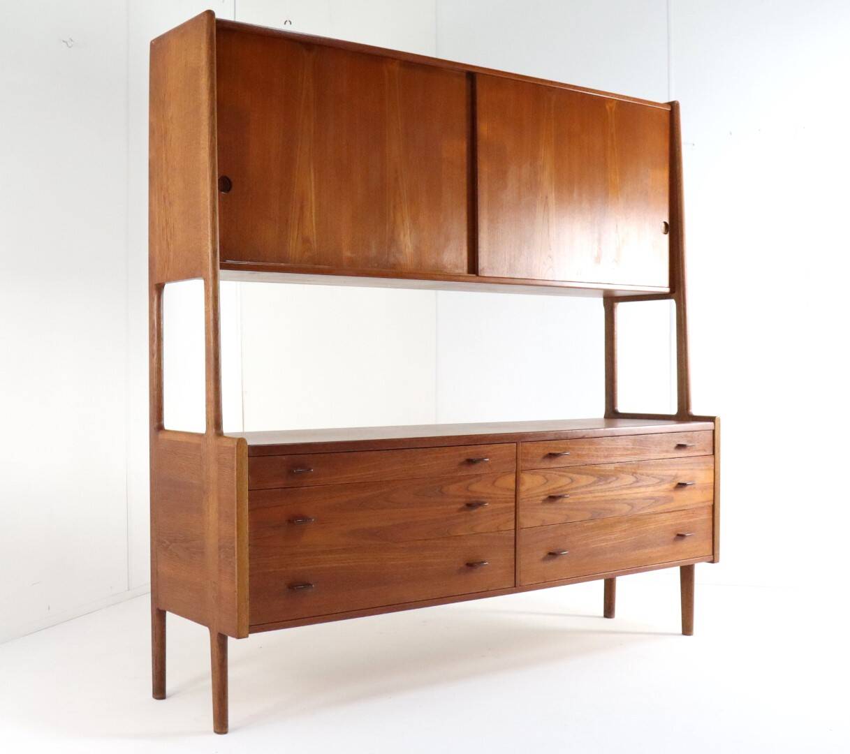 Hans Wegner voor RY mobler RY-20 kast - Deens design