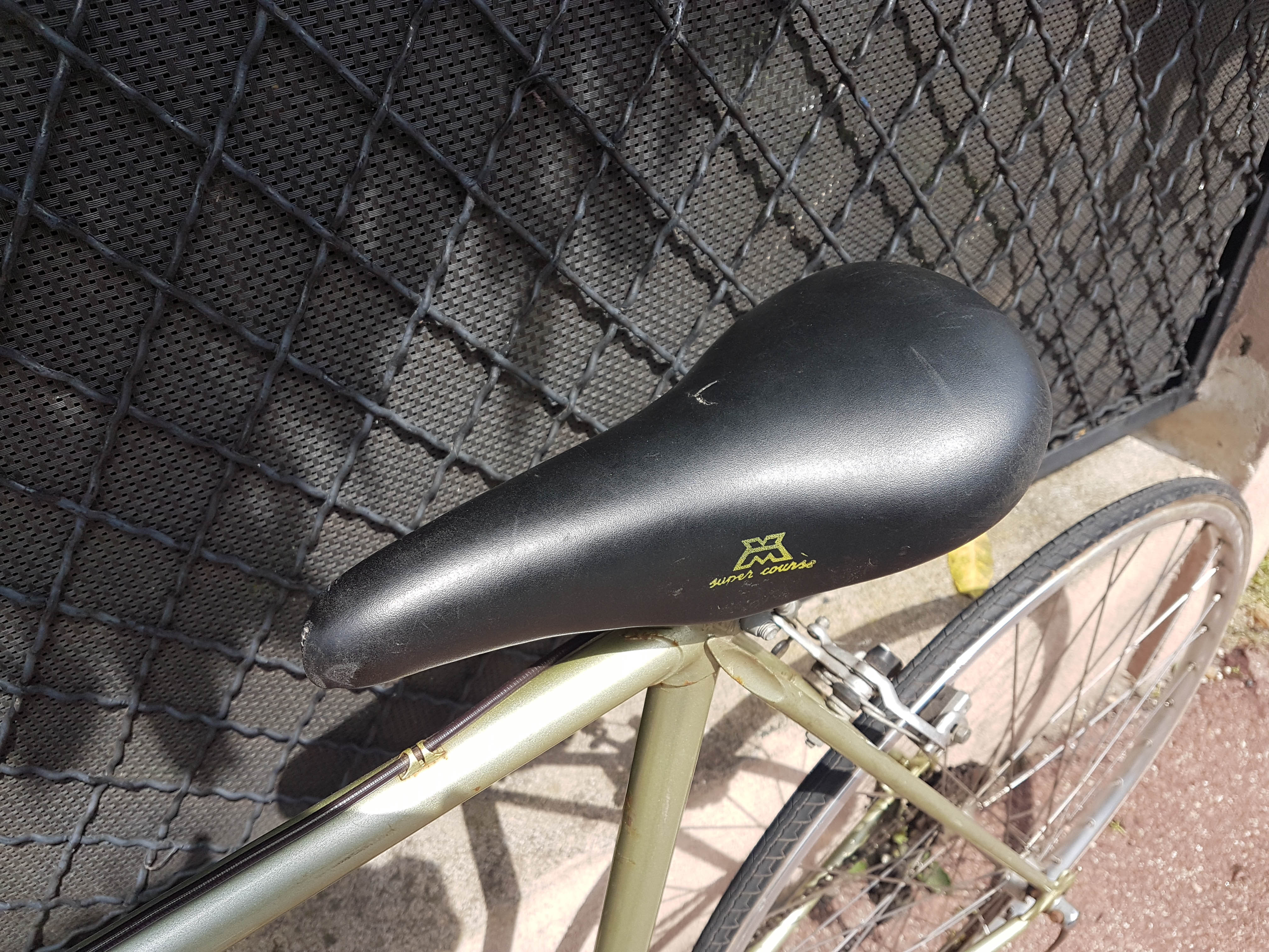 Vélo de course vintage Motobecane vert