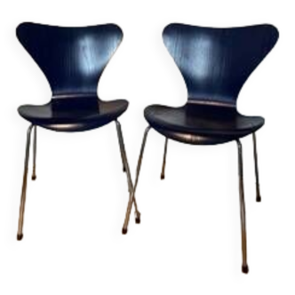 2 Arne Jacobsen 3107 Chairs / Fritz Hansen