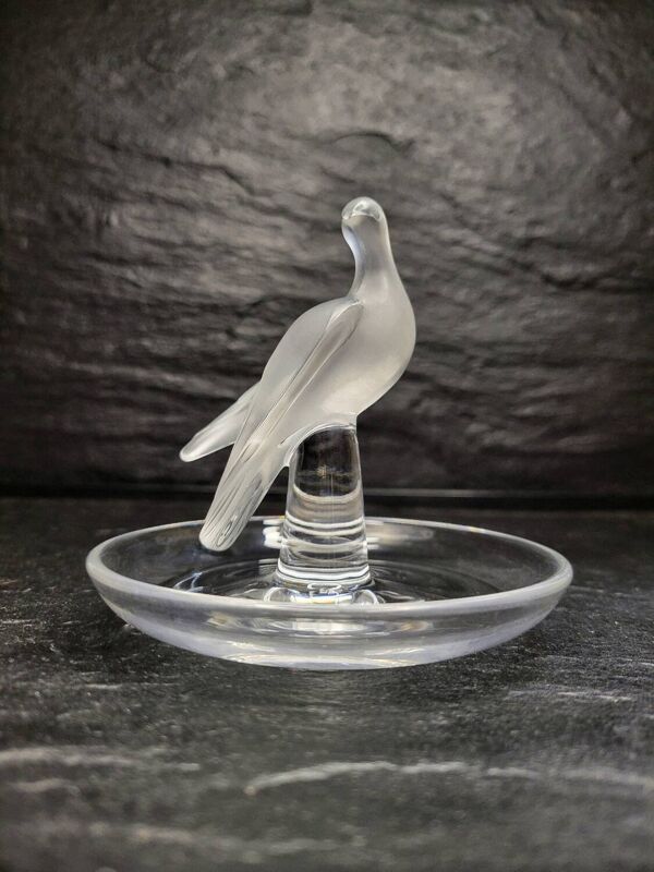 Lalique France – Coupelle en cristal à l’oiseau satiné, modèle vintage