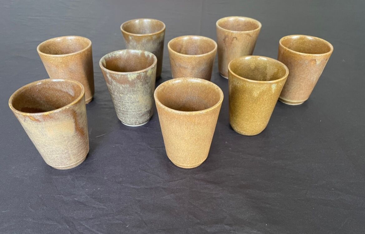 Digoin sandstone cups