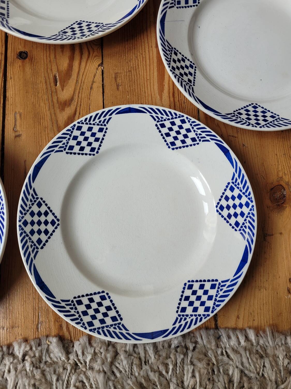 Set of 6 Pantin de Orchies flat plates Moulin des Loups and Hamage
