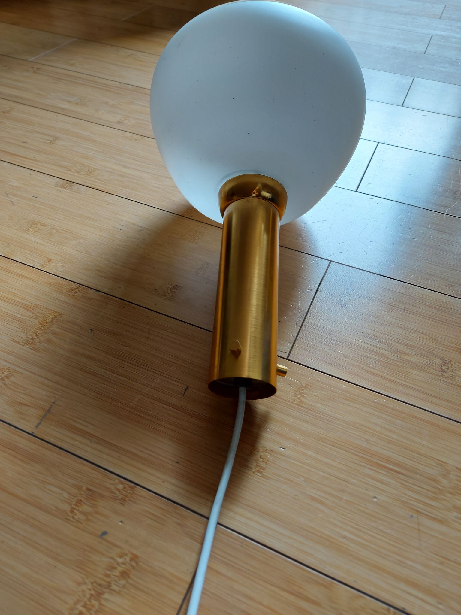 Suspension design opaline blanche