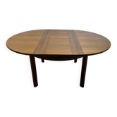 Scandinavian round table