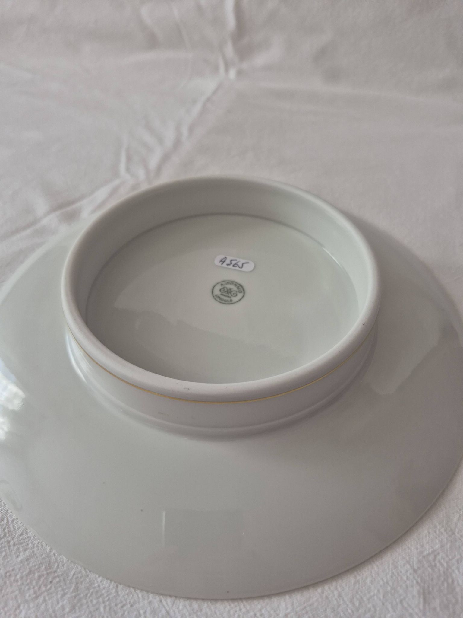 Dish on pedestal, Limoges porcelain, Albert Vignaud manufacture A565