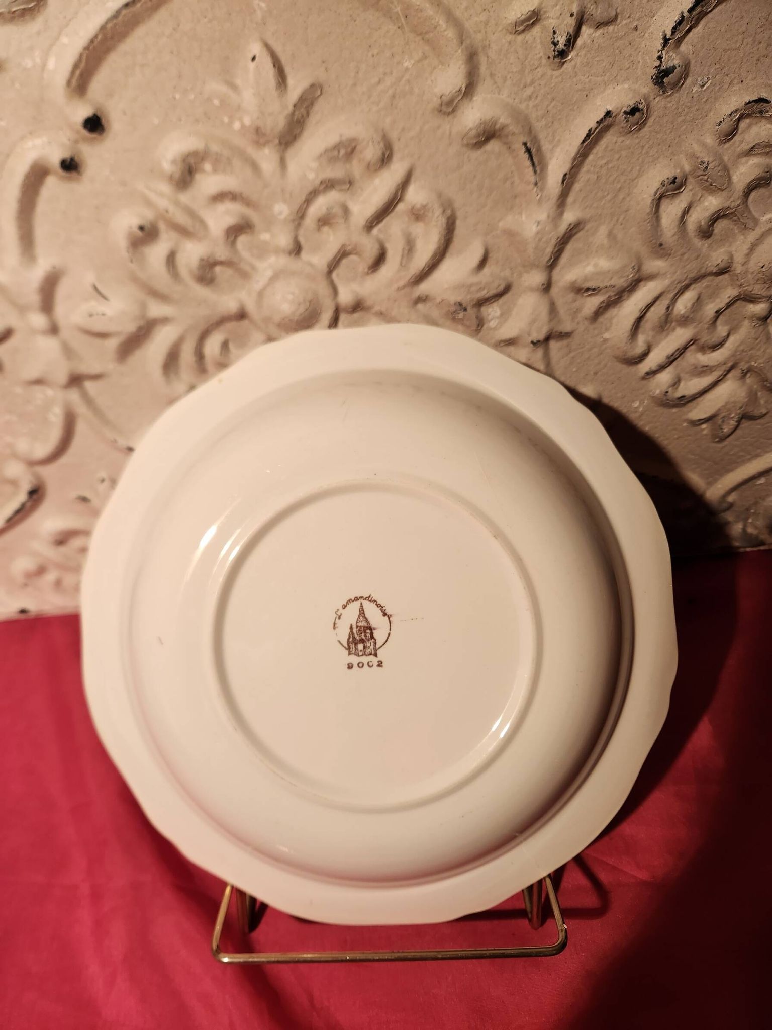 Plat creux en faience l Amandinoise