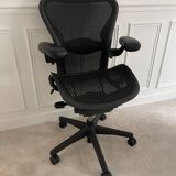 HERMAN MILLER Aeron Office Chair