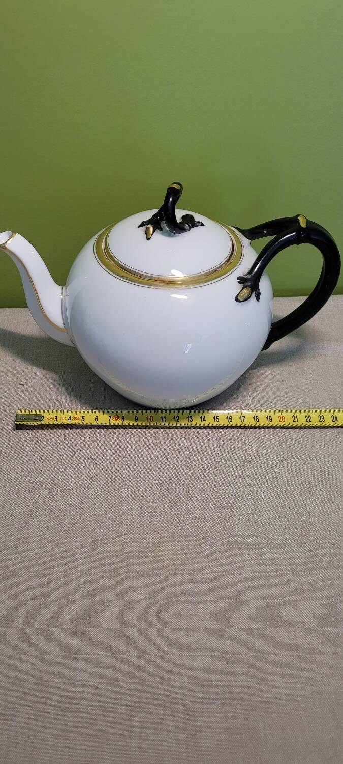 Coffee or tea service