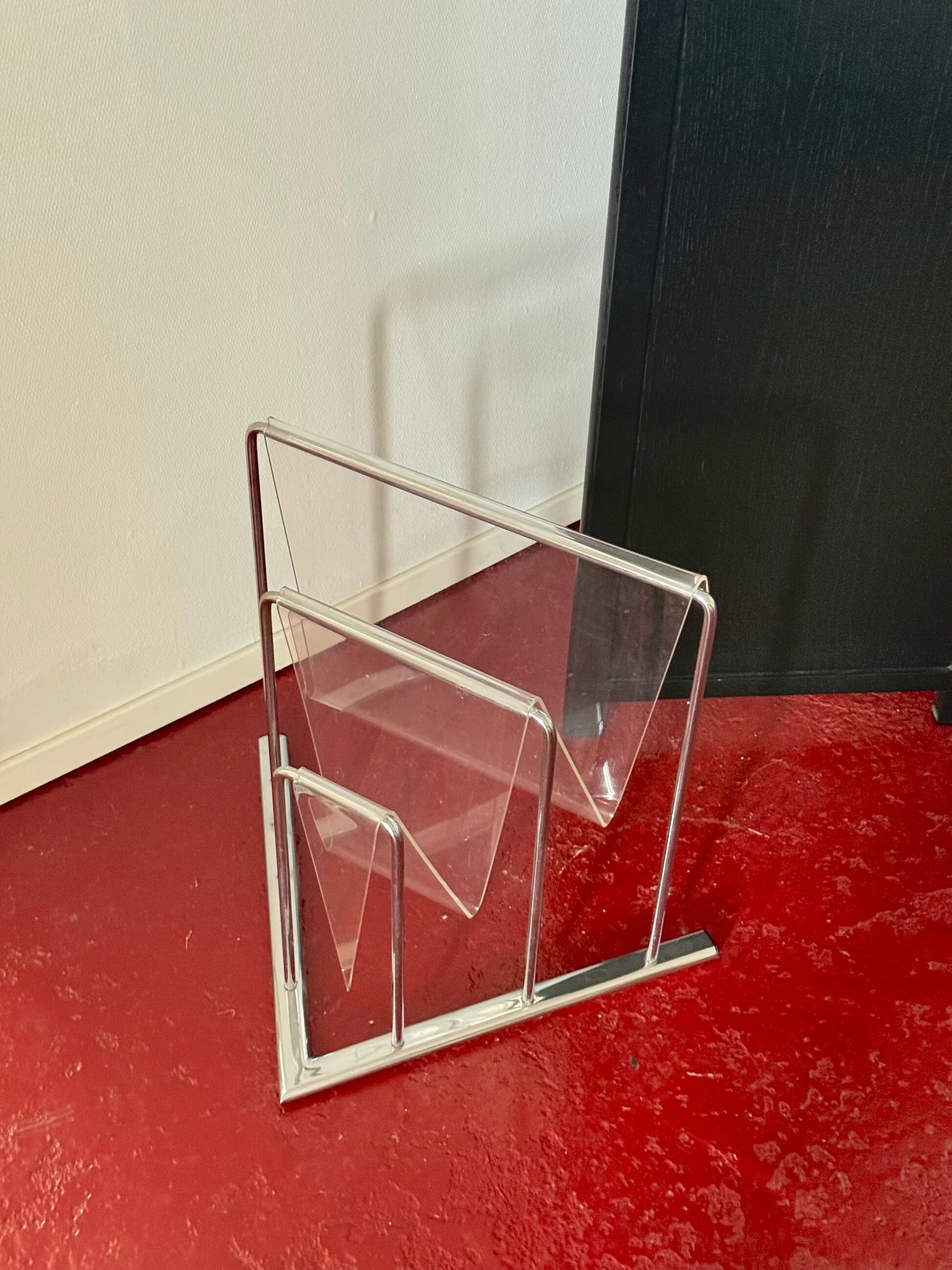 Lucite magazine holder by Markus Börgens for D-Tec