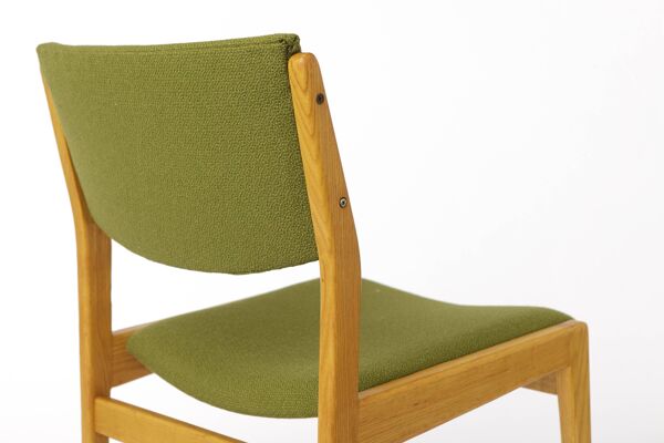 Chaise en chêne scandinave vintage, années 1970, design norvégien, nouvellement rembourrée.