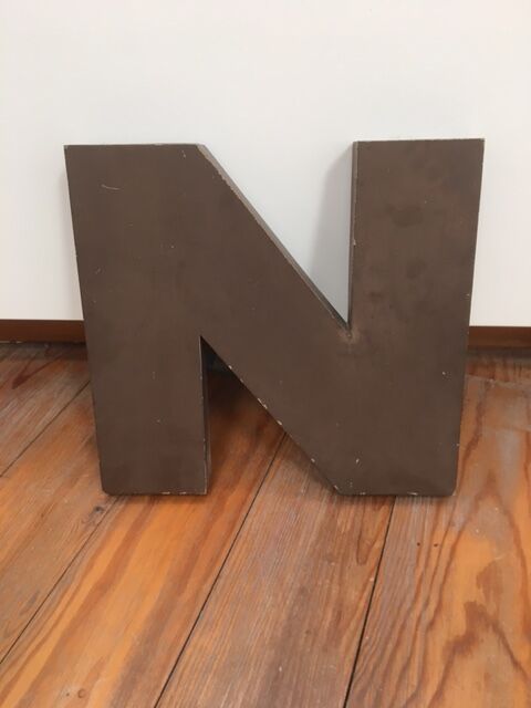 Uppercase sign letter N