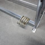 Porte-manteau mural chromé Bauhaus des années 1930