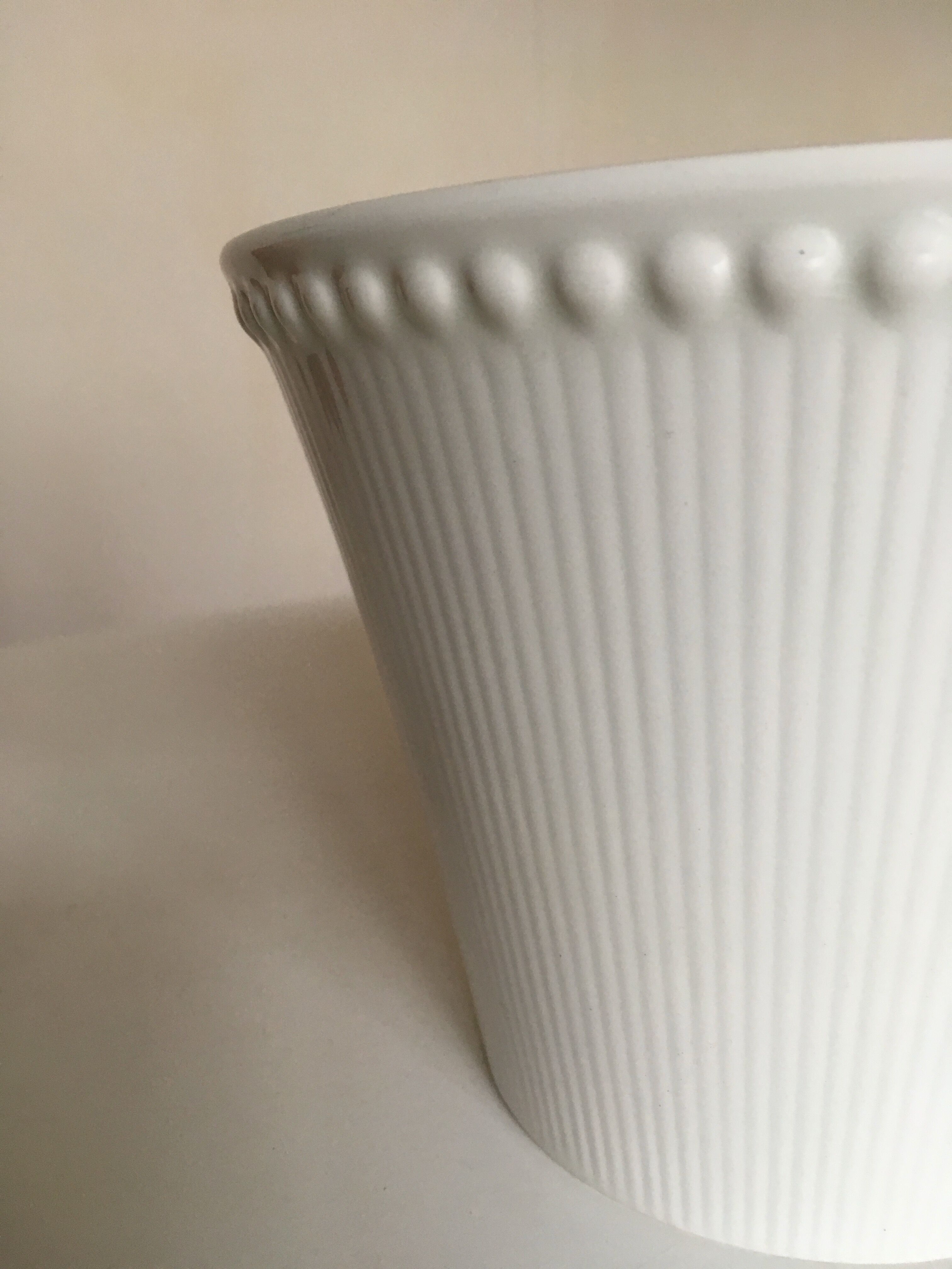 Cache pot Rörstrand Sweden 60s by Tiara by Hertha Bengtsson