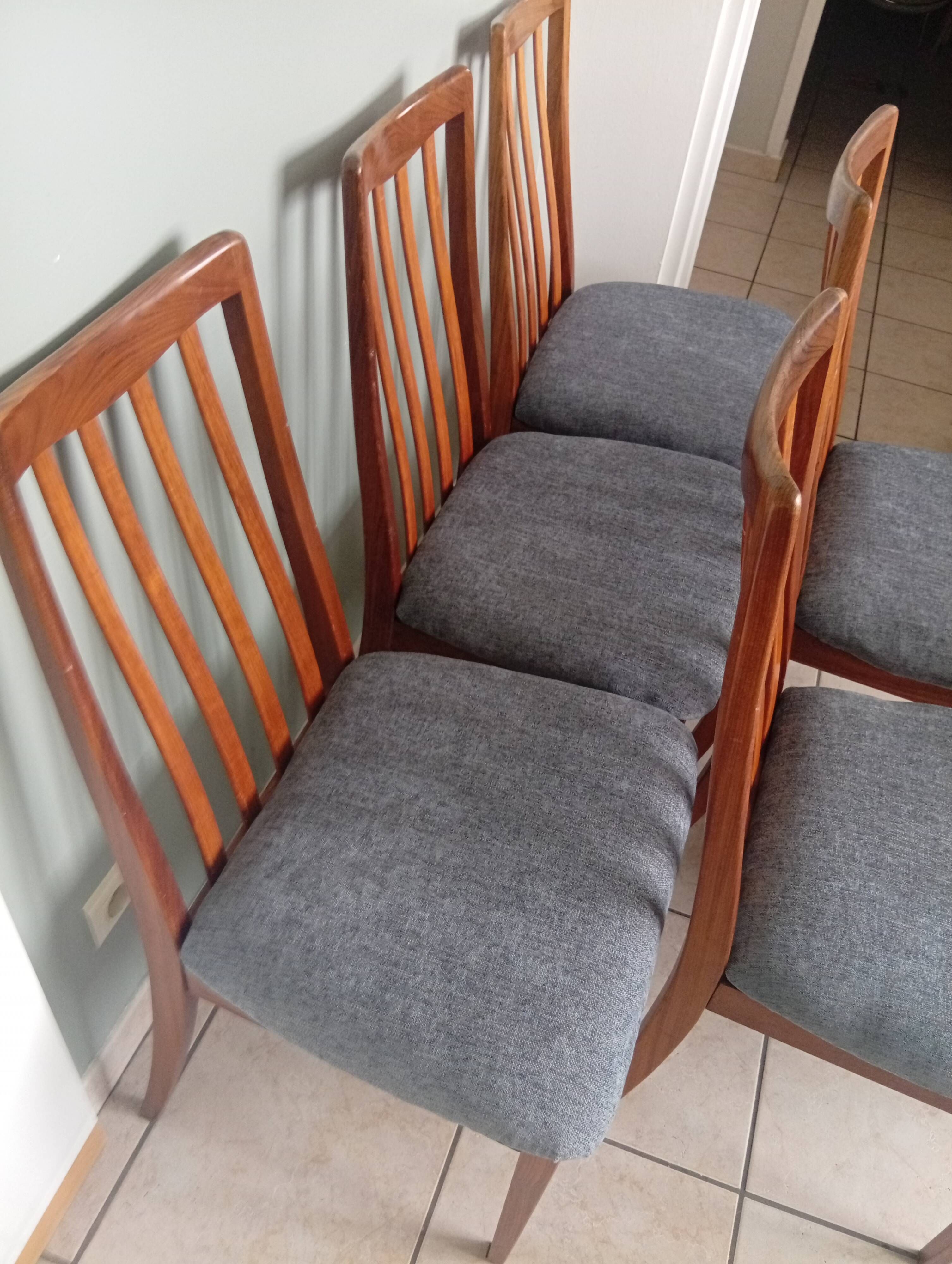 Lot of 6 Gplan teak wood armchairs vintage 1970s dining room scan.