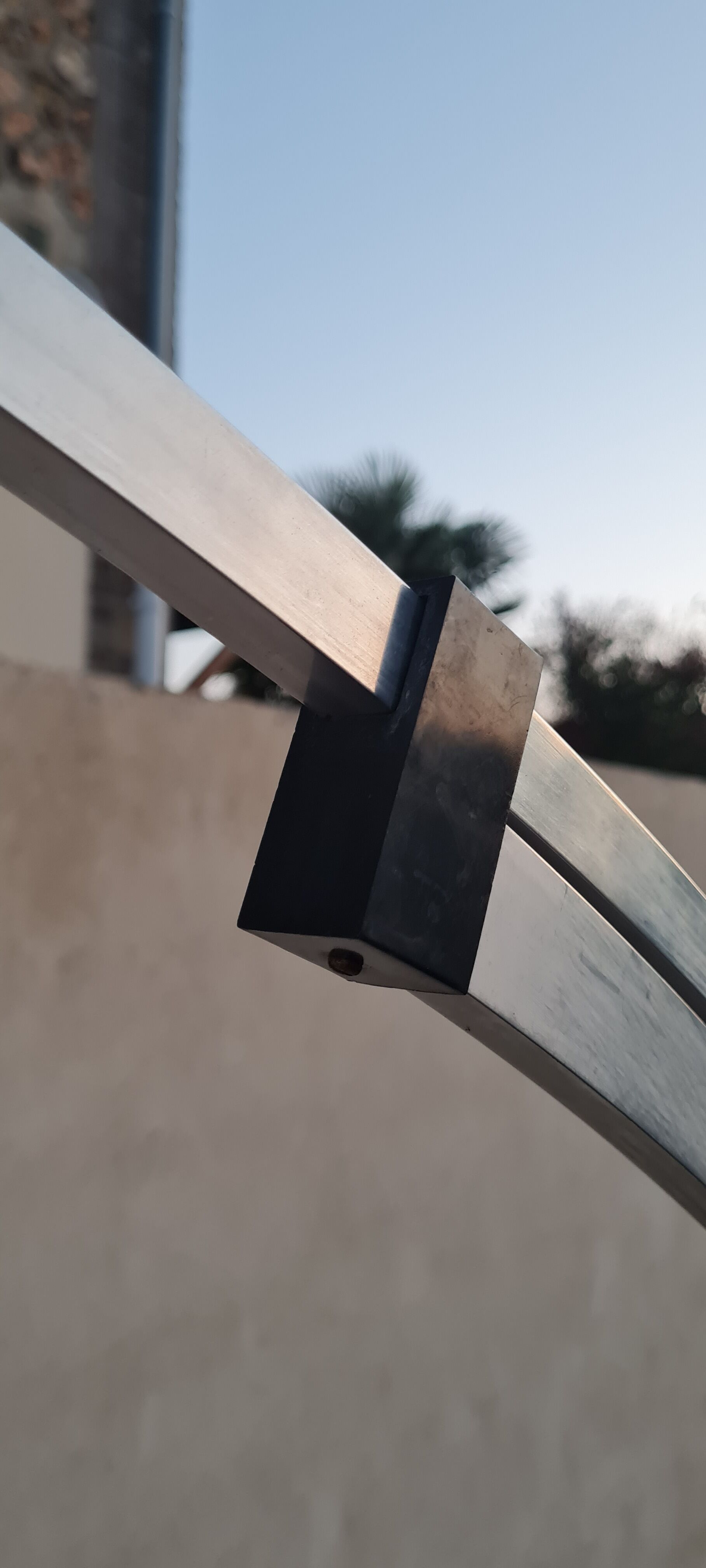 Arch floor lamp by Harvey guzzini 70s