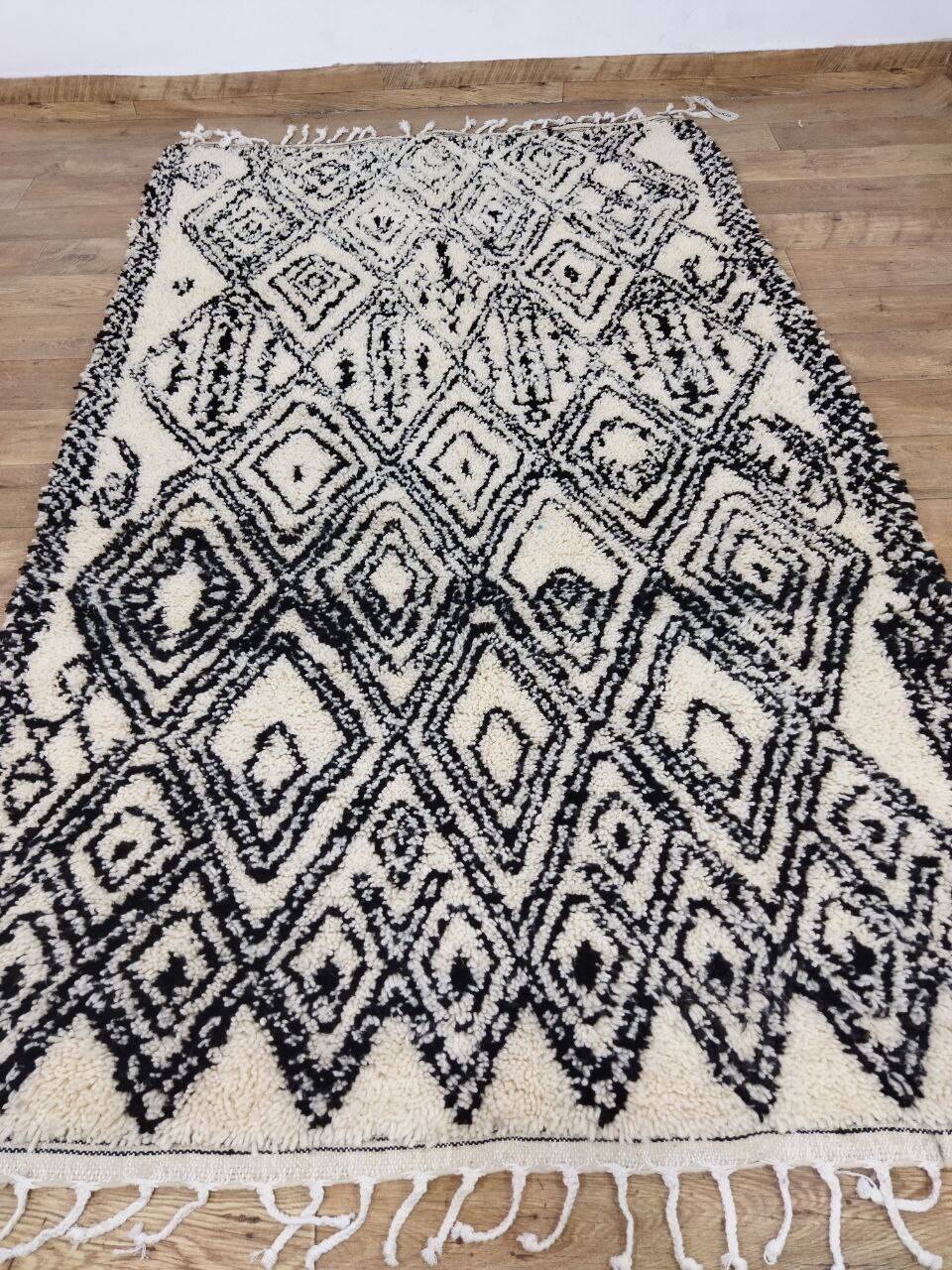 Handmade wool Berber rug 246x146cm