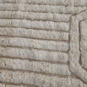 Handmade pure wool rug, size 150 x 250 cm.