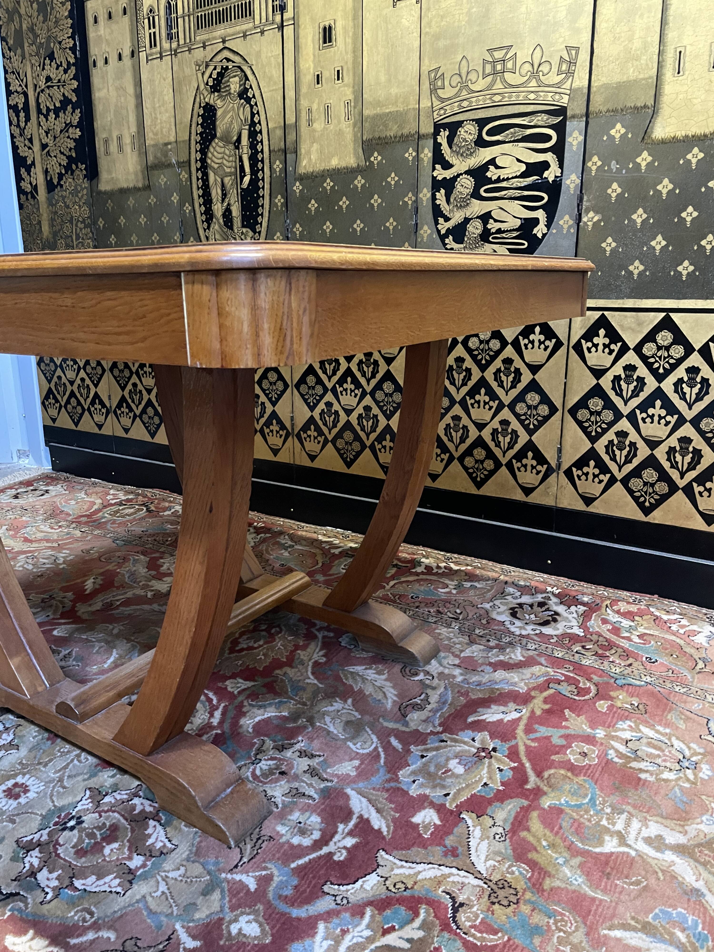 Art Deco period dining room table + 2 extensions