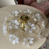 Ceiling chandelier with flowers