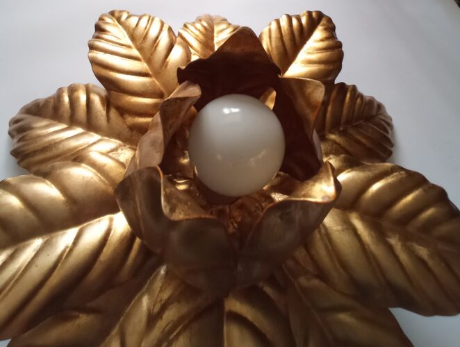 Ceiling lamp golden flower