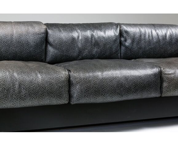 Saratoga Sofa In Elephant Grey Leather By Vignelli For Poltronova 1964 Selency Saratoga Sofa In Elephant Grey Leather, American Furniture Warehouse Italian Leather Sofa