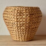 Water hyacinth planter