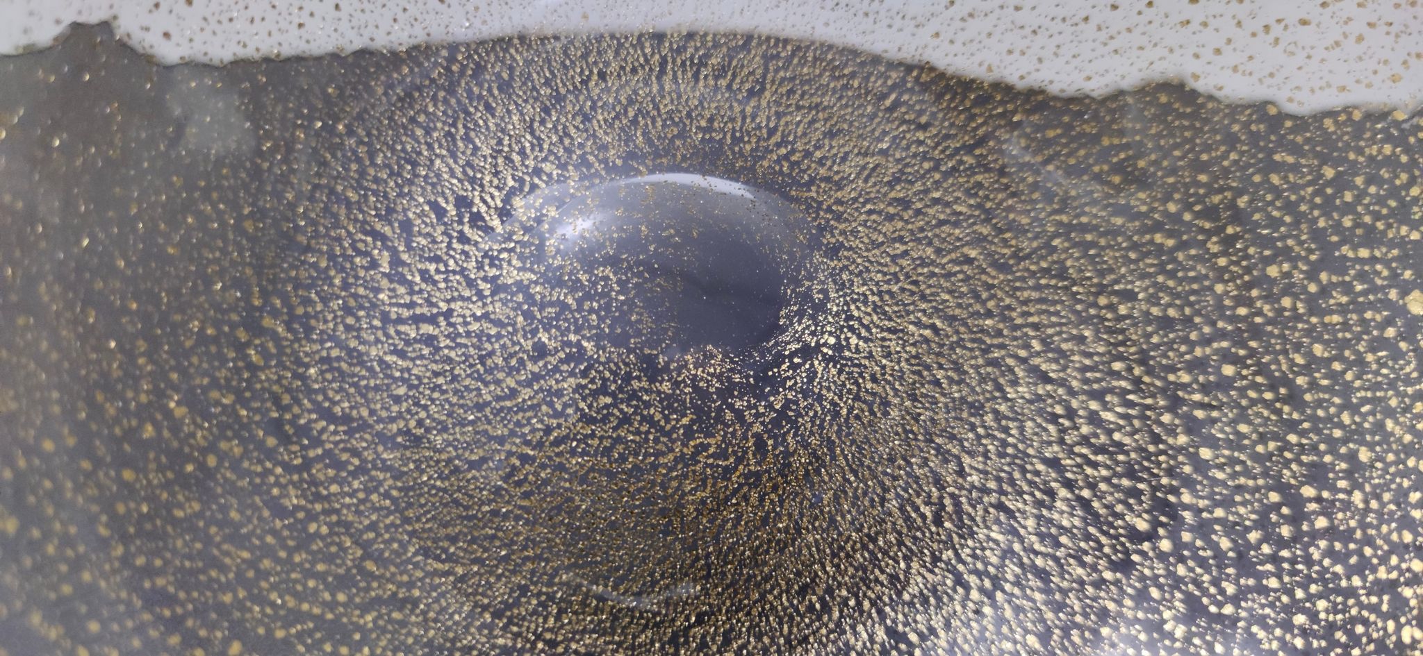 Vide-poche en verre de Murano moucheté d'or, Italie