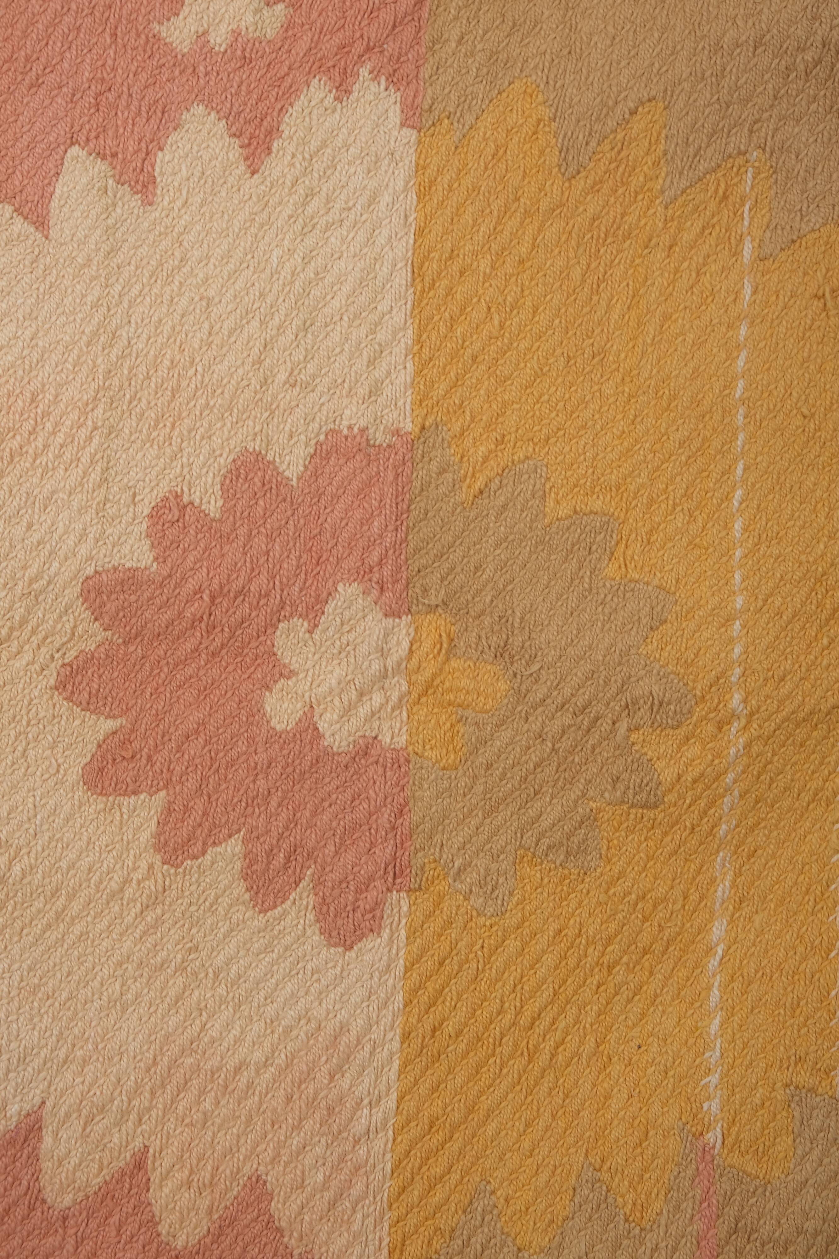 Hand knotted rug, vintage Turkish rug 145x160 cm