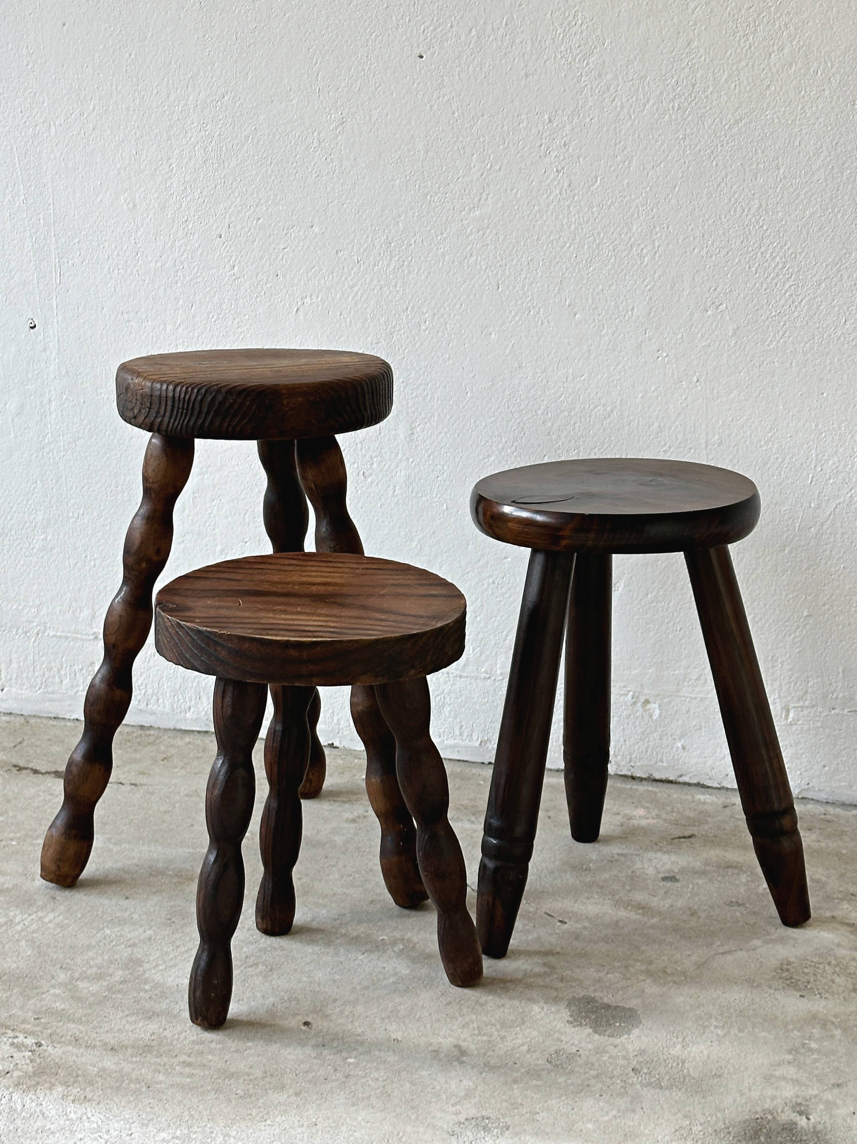 tabouret tripode ancien