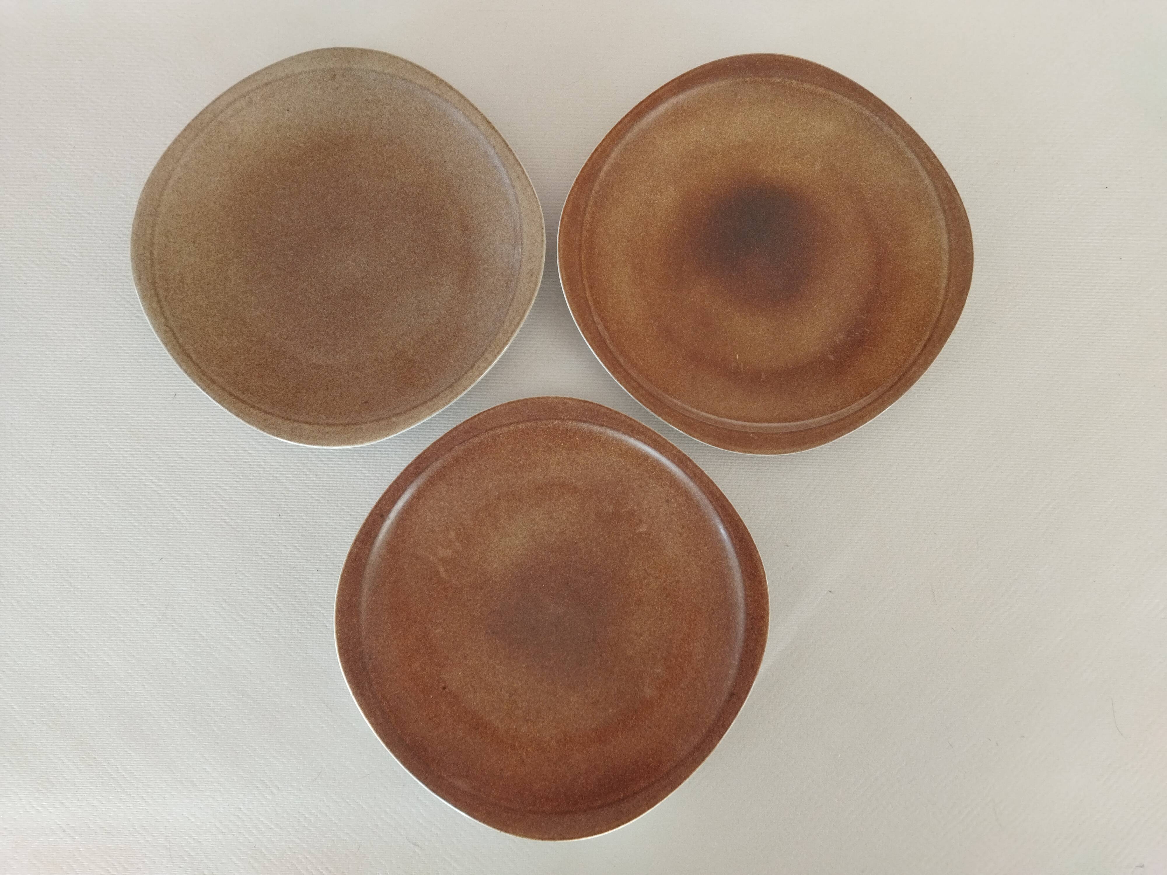 7 sandstone enamel dinner plates Sologne Porcelain