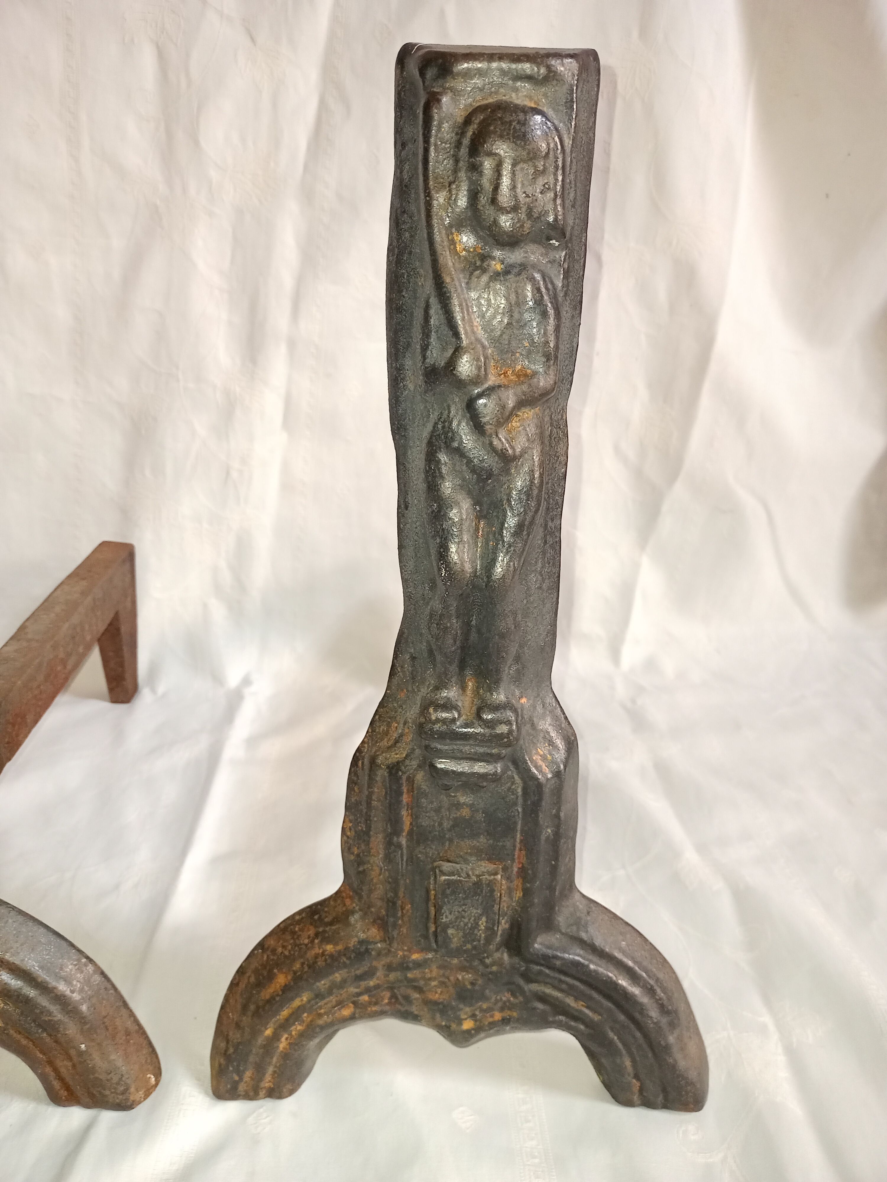 Chenet high period style