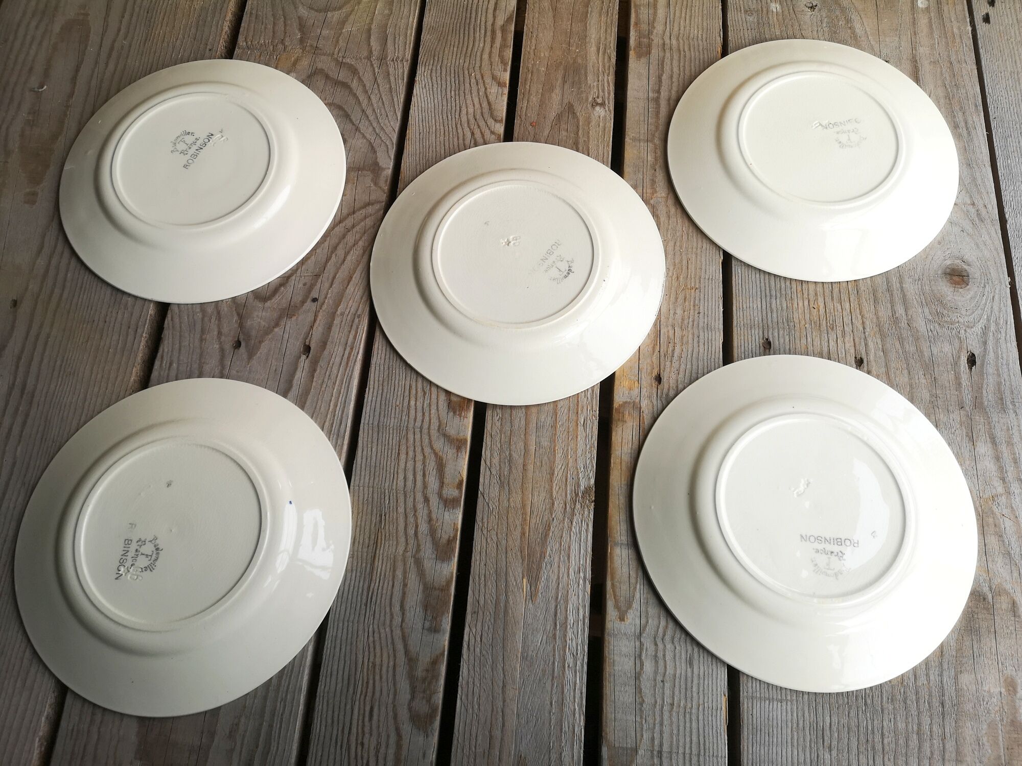 Set of 5 small old plates signed Badonviller