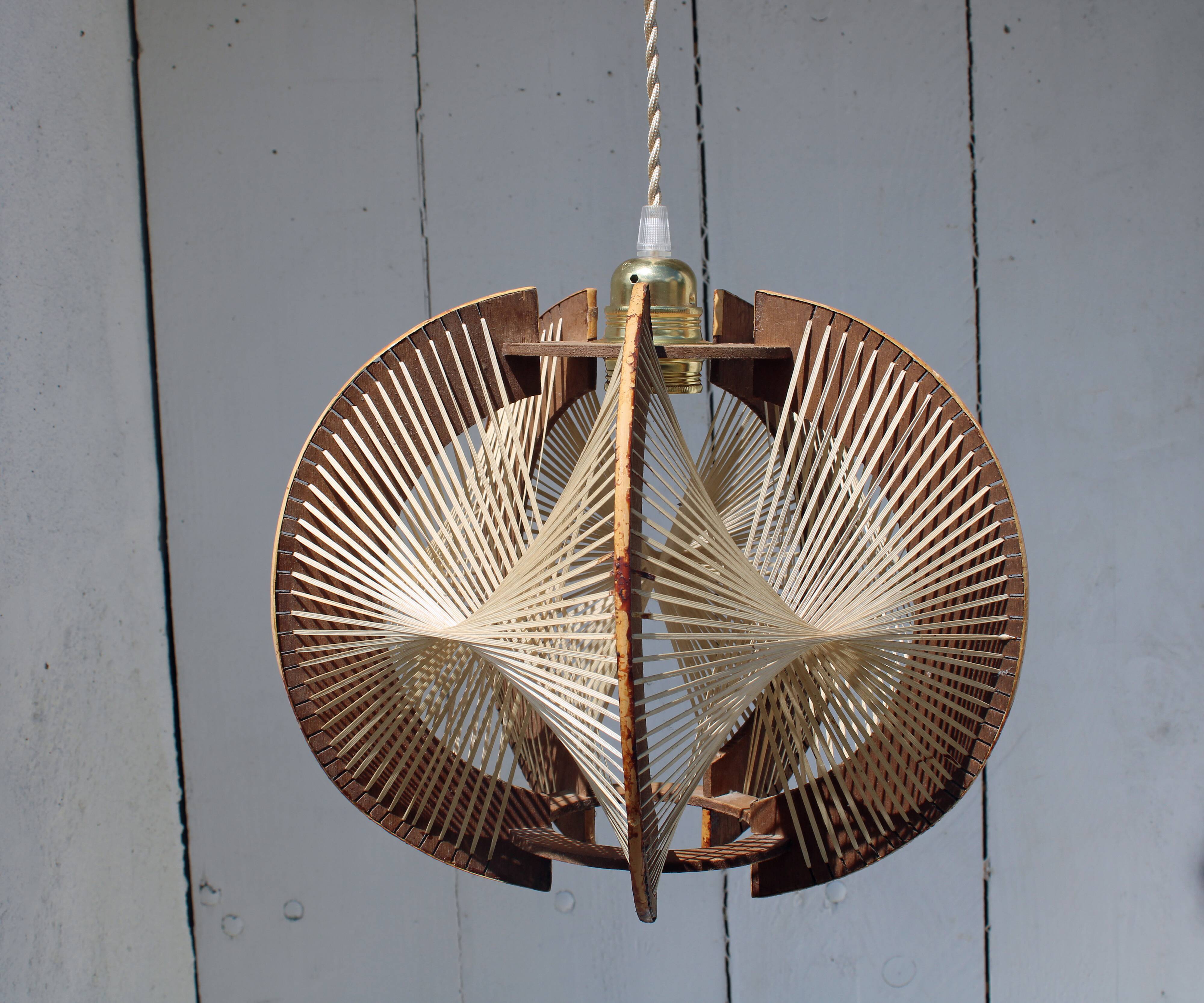 Wooden and rattan suspension